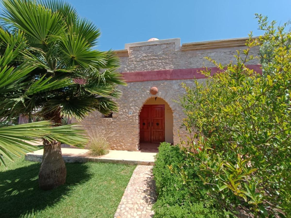 Douar Noujoum Bed & Breakfast Есувейра Екстериор снимка