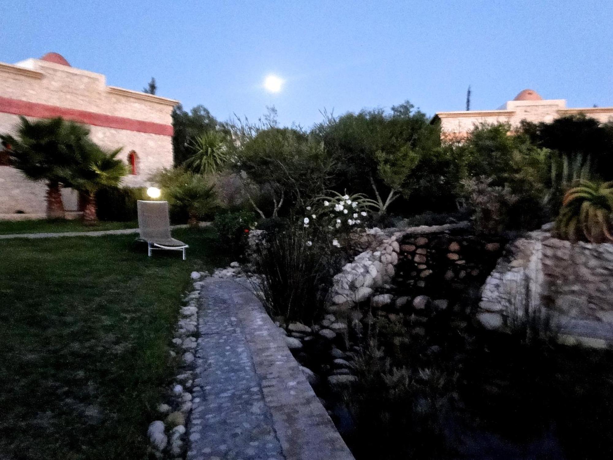 Douar Noujoum Bed & Breakfast Есувейра Екстериор снимка
