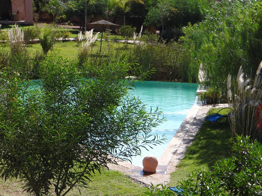 Douar Noujoum Bed & Breakfast Есувейра Екстериор снимка