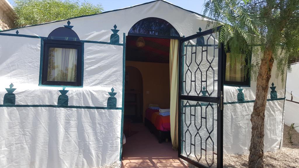 Douar Noujoum Bed & Breakfast Есувейра Екстериор снимка